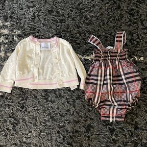 Burberry Baby onesie set